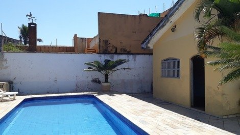 Casa em Mongagua com piscina (3 Quartos 2 Suítes)-Somente com Josemar