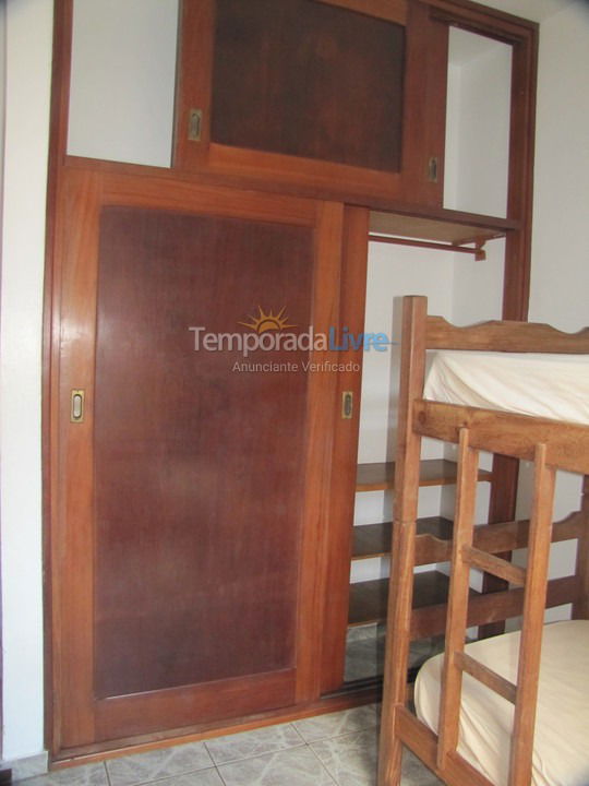 Casa para aluguel de temporada em Ubatuba (Enseada)