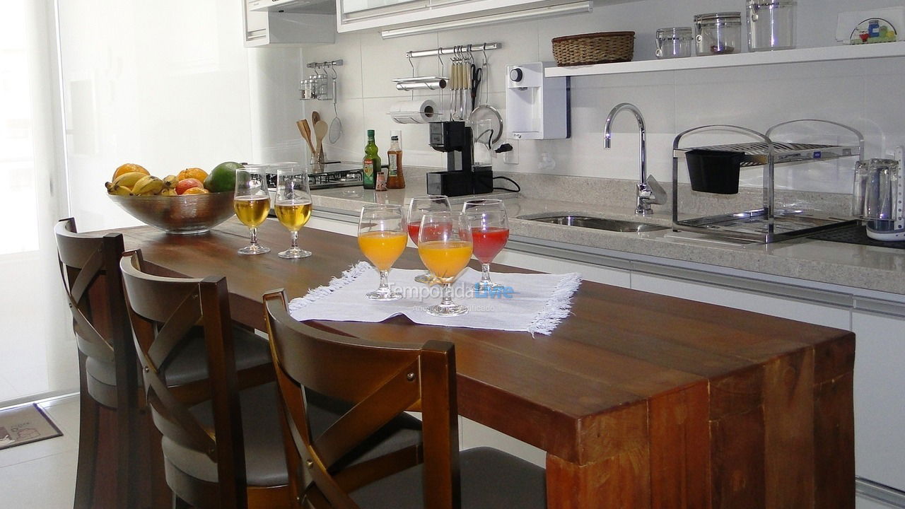 Apartamento para aluguel de temporada em Florianopolis (Praia dos Ingleses)