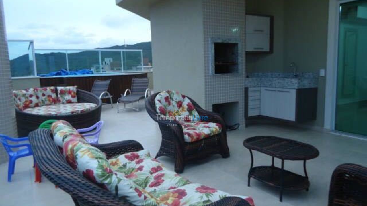 Apartment for vacation rental in Bombinhas (Praia de Bombas)