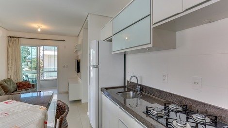 Espetacular apartamento 2 dormitórios 50 metros do mar, Canasvieiras!