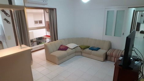 Lermoso apartamento a 300 metros de la playa de Campeche, Florianópolis