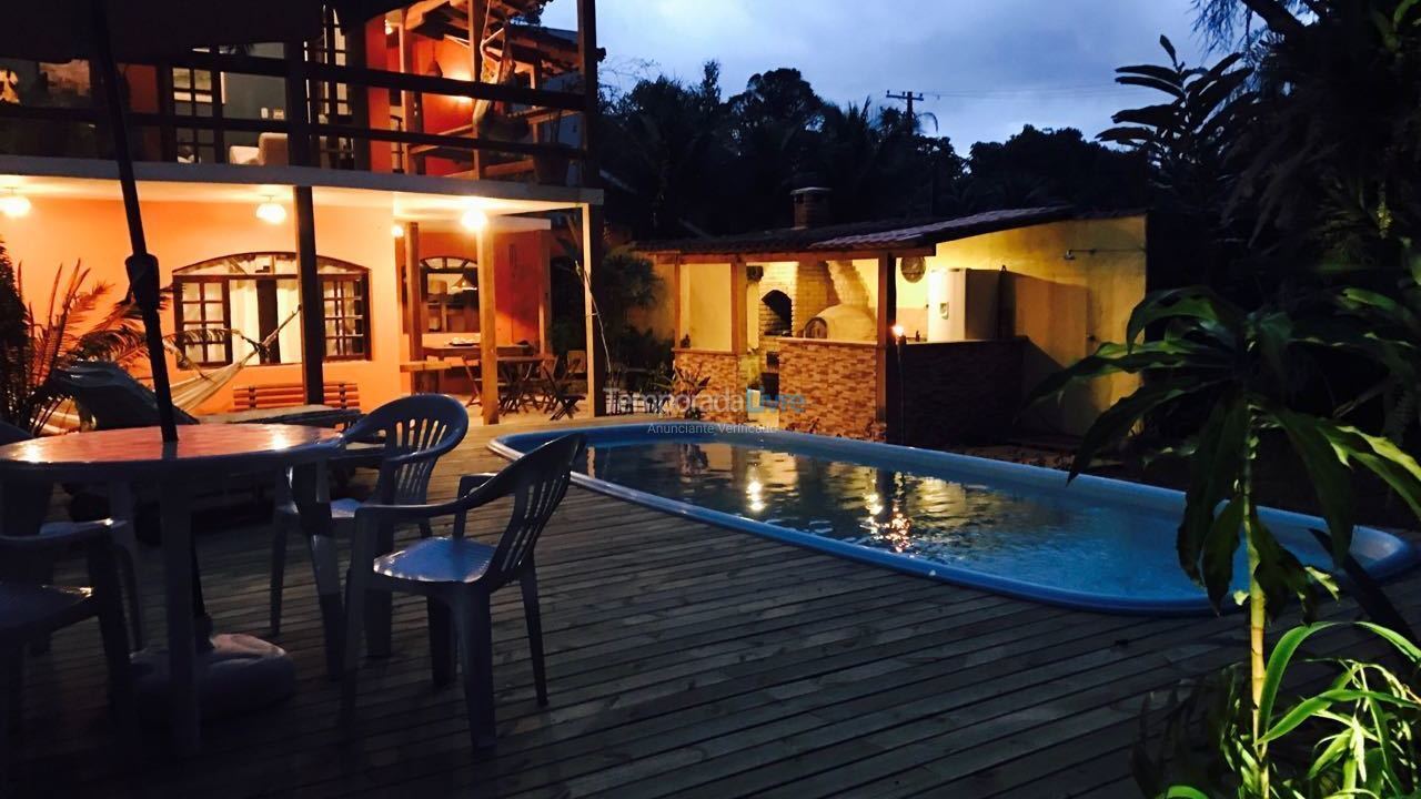 Casa para alquiler de vacaciones em São Sebastião (Camburi)
