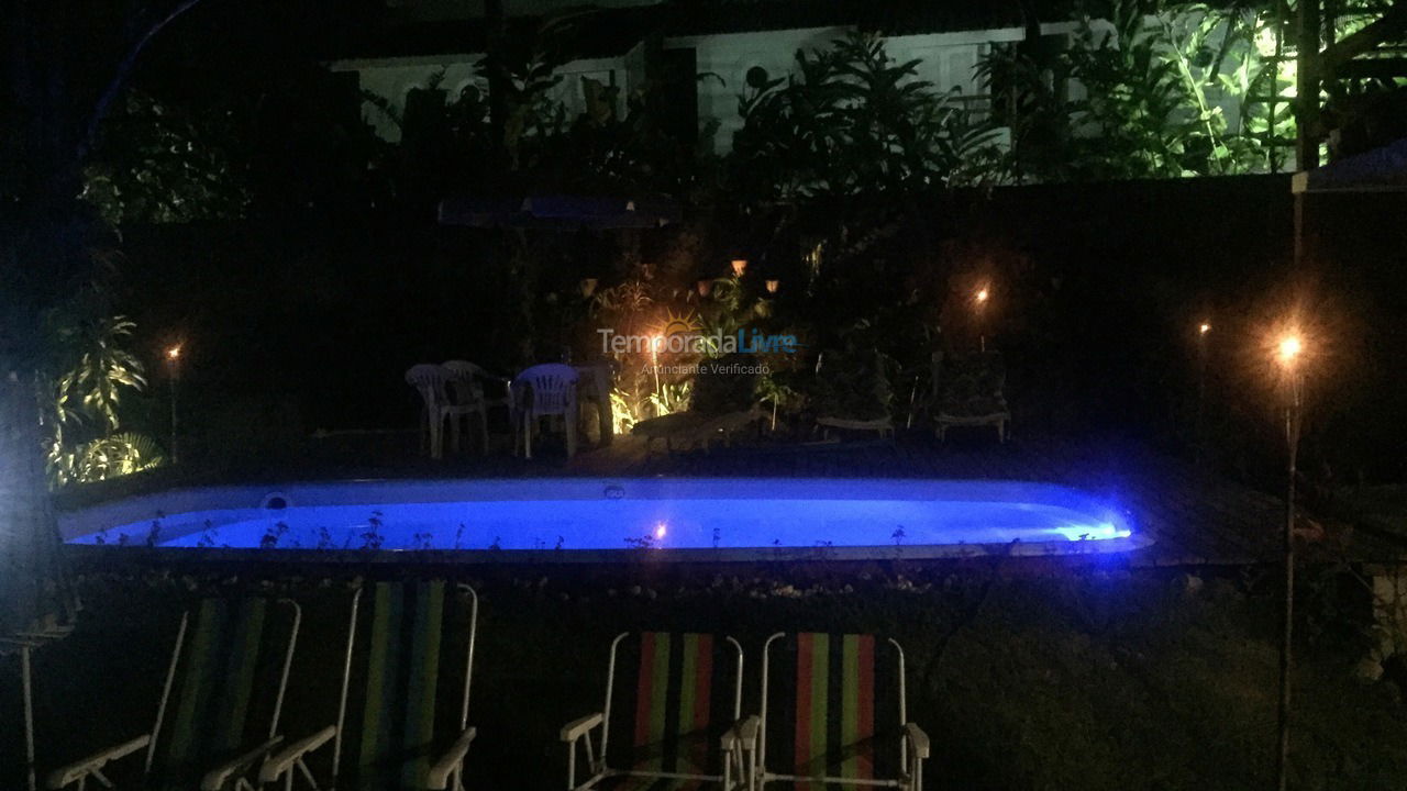 Casa para alquiler de vacaciones em São Sebastião (Camburi)