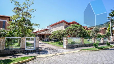 House for rent in Florianópolis - Cachoeira do Bom Jesus