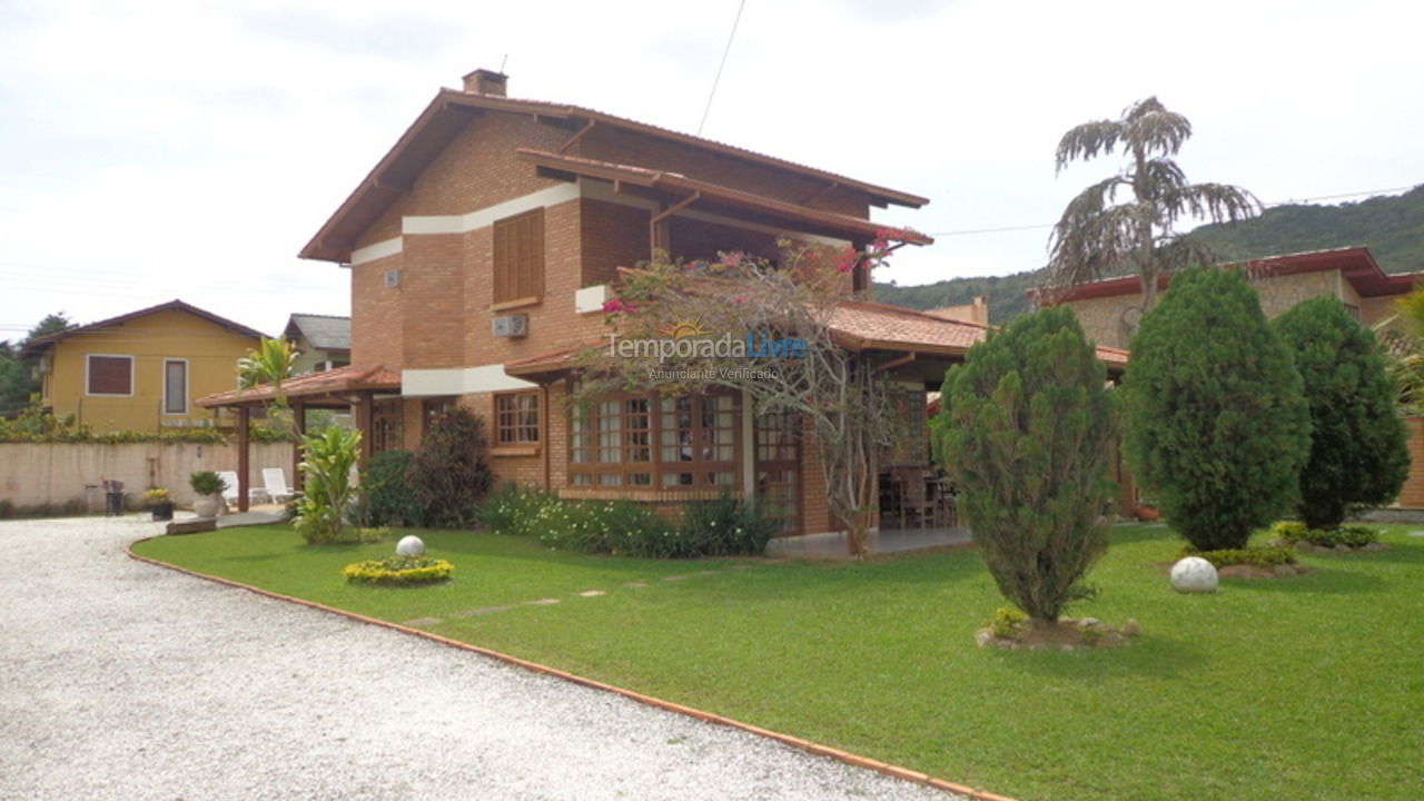 Casa para alquiler de vacaciones em Florianópolis (Cachoeira do Bom Jesus)