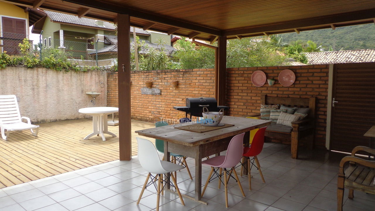 Casa para alquiler de vacaciones em Florianópolis (Cachoeira do Bom Jesus)