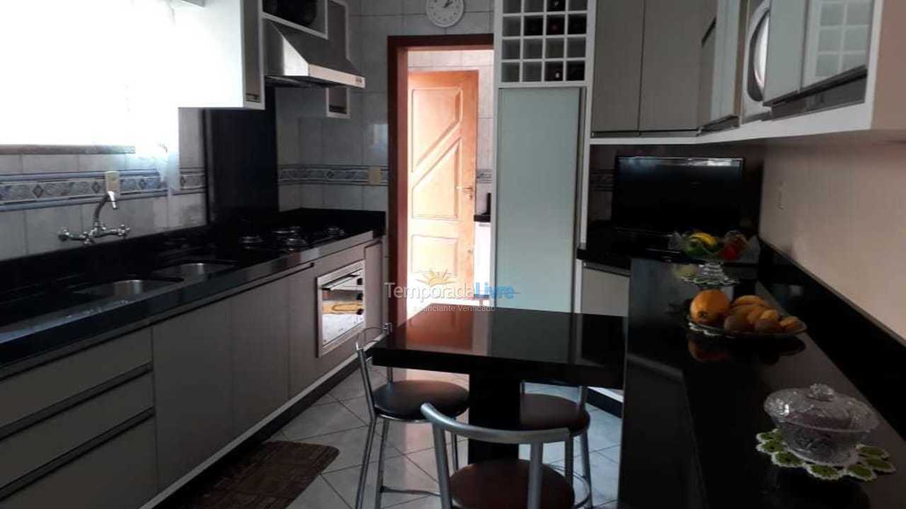 House for vacation rental in Bombinhas (Praia de Bombas)