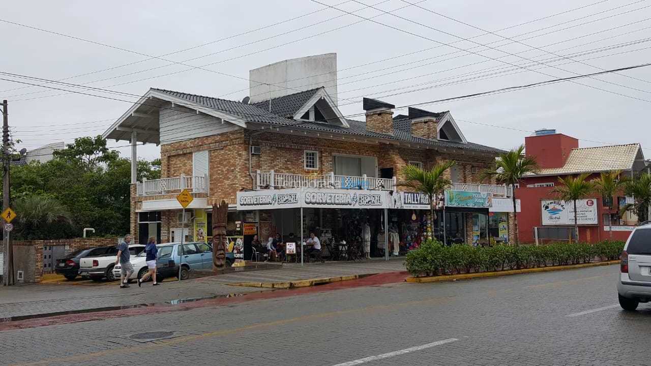 Casa para aluguel de temporada em Bombinhas (Praia de Bombas)