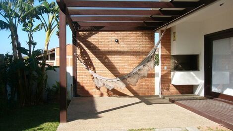 CASA BRANCA 2