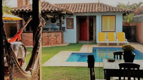 Condominium right on the sand cozy house 4 suites Praia de Manguinhos