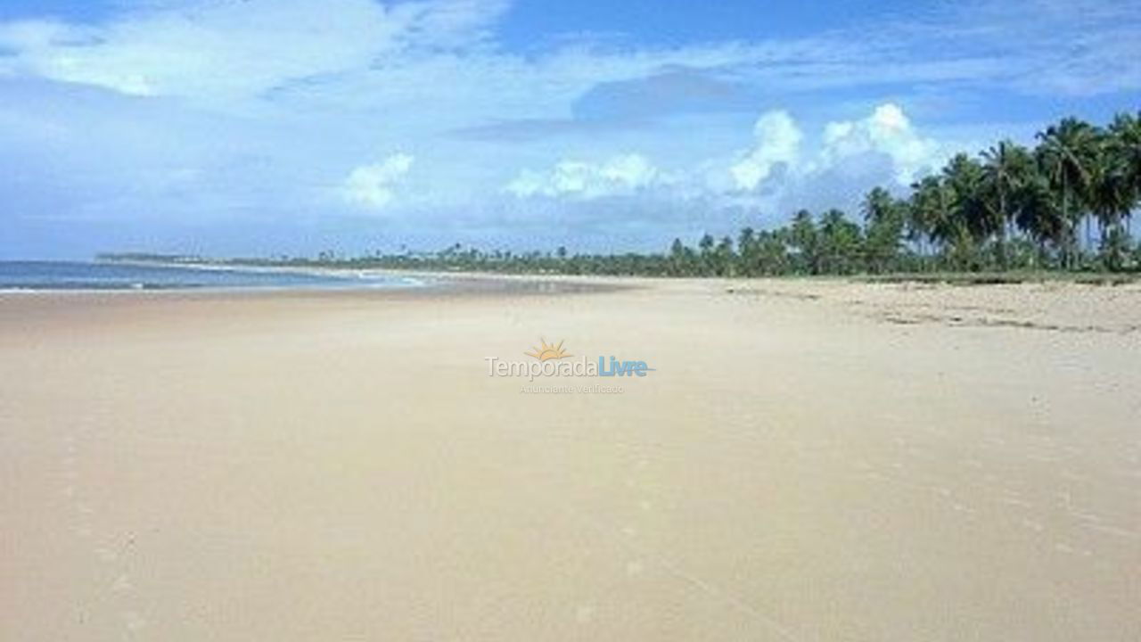 Casa para aluguel de temporada em Camaçari (Praia de Guarajuba)