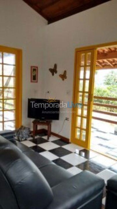 Casa para alquiler de vacaciones em Ubatuba (Enseada)