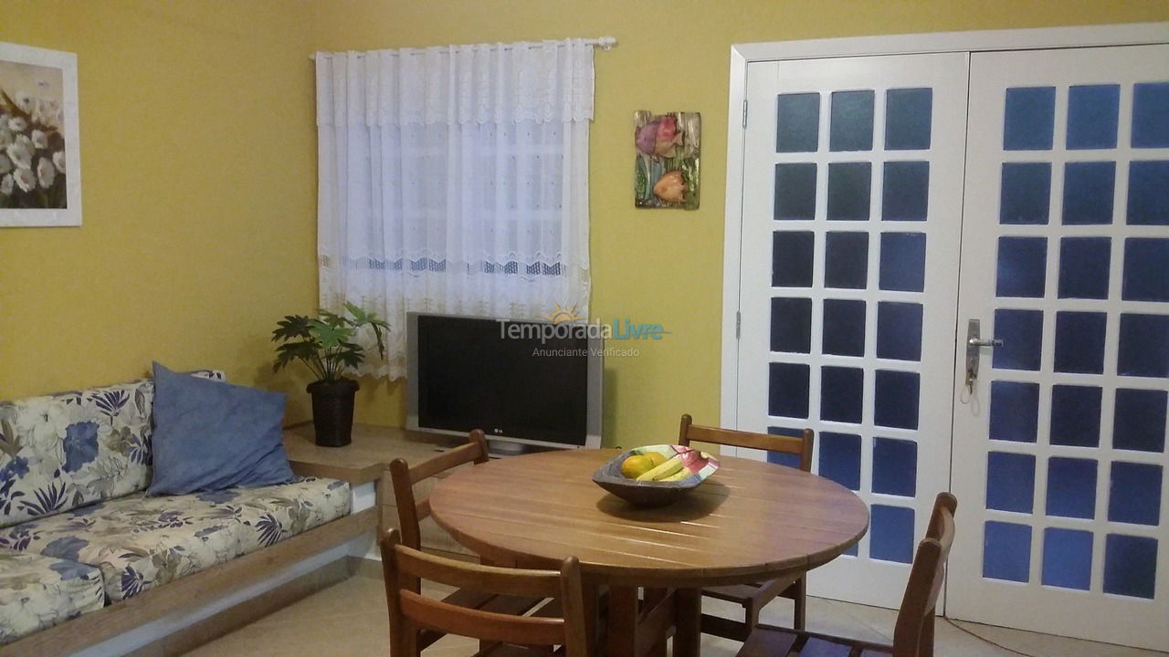 Apartment for vacation rental in Ubatuba (Enseada)