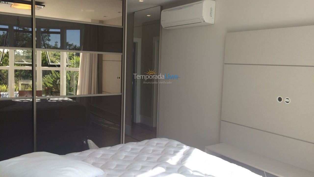 Apartamento para alquiler de vacaciones em Florianópolis (Cachoeira do Bom Jesus)