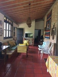 Casa charmosa temporada Ubatuba Tenorio com piscina e churrasqueira