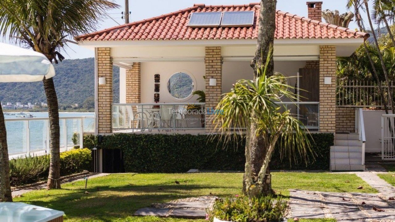 Casa para alquiler de vacaciones em Florianópolis (Cachoeira do Bom Jesus)