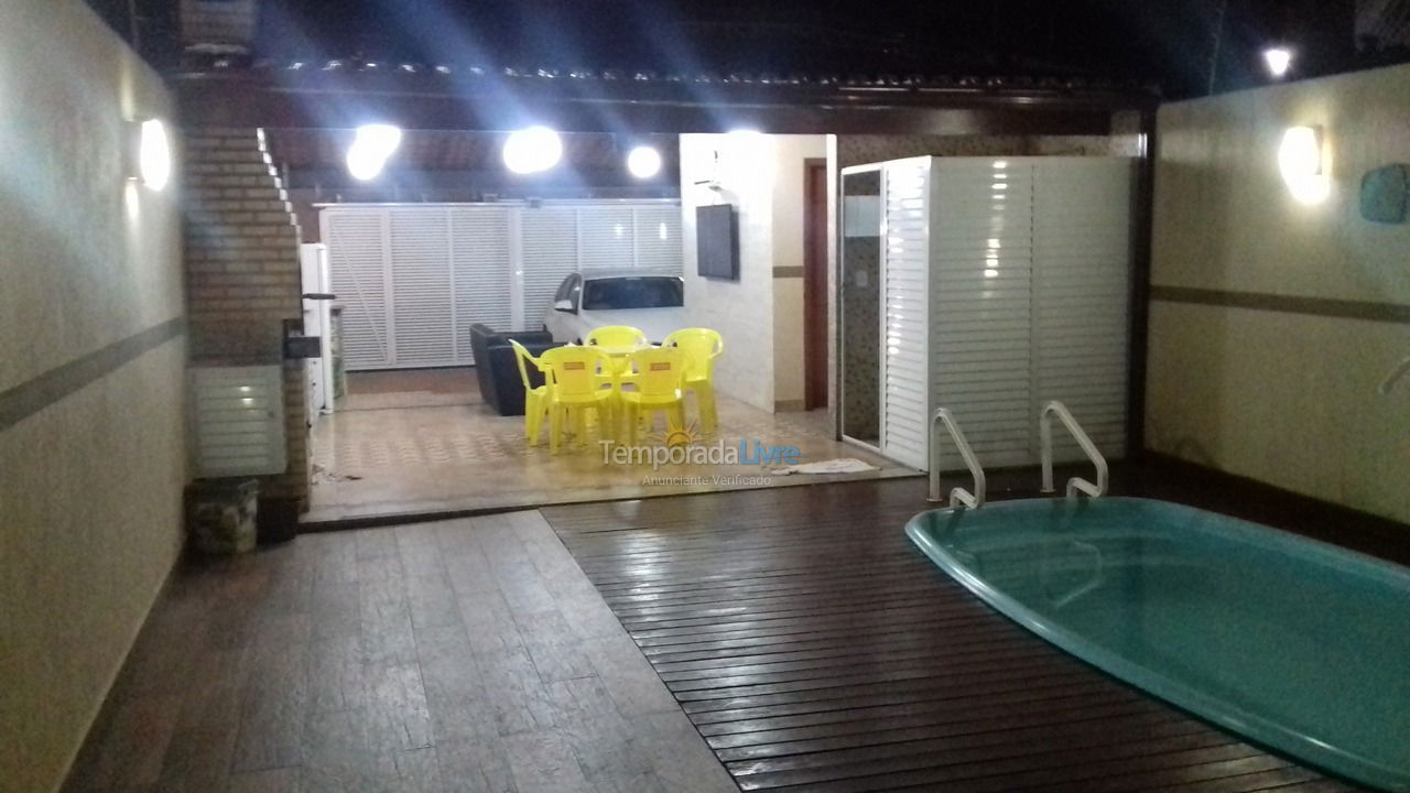 House for vacation rental in Guarapari (Praia do Morro)