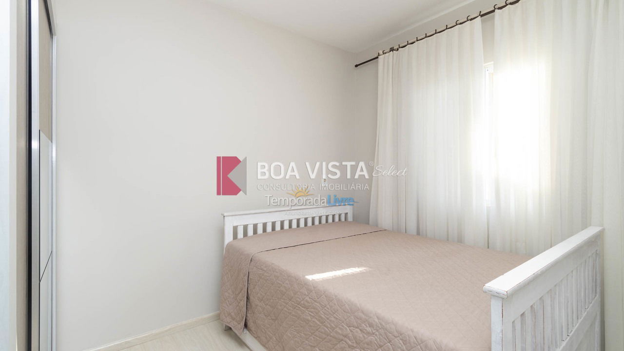 Apartamento para aluguel de temporada em Bombinhas (Praia de Bombas)