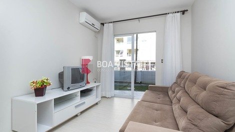 Apartamento 2 quartos para 6 pessoas condomínio com piscina em Bombas