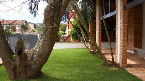 CASA ESPAÇOSA PARA 12 PESSOAS CACHOEIRA BOM JESUS