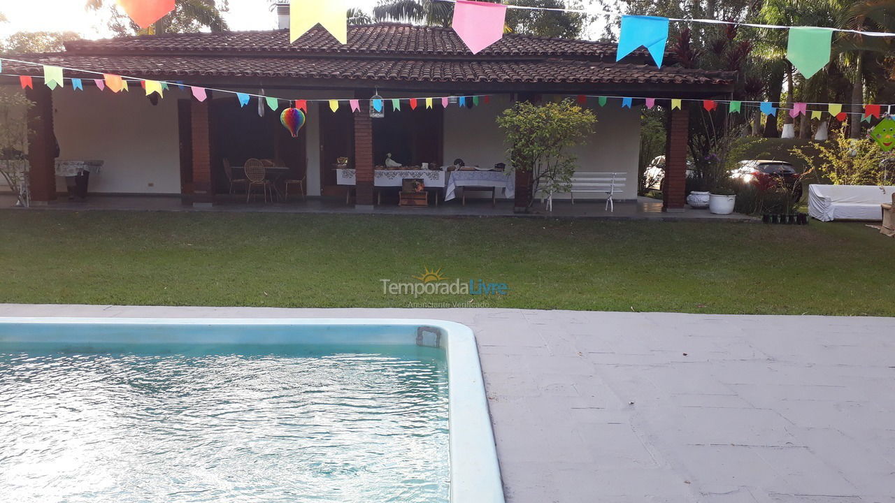 Ranch for vacation rental in Araçoiaba da Serra (Condomínio Chácaras da Planície)