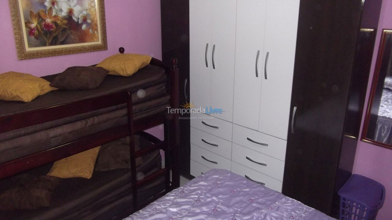 Apartment for vacation rental in Praia Grande (Vila Tupi)