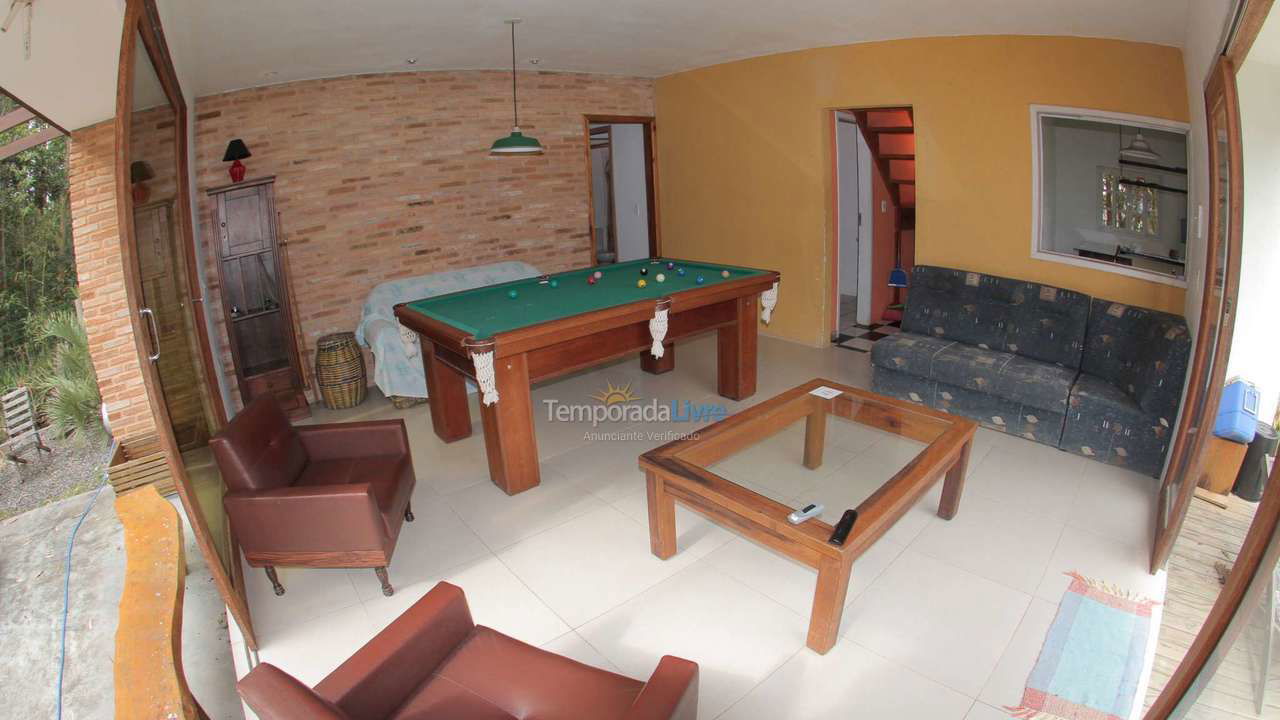 House for vacation rental in Garopaba (Praia da Ferrugem)