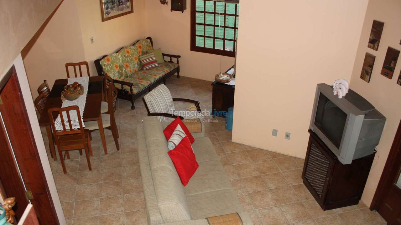 Casa para alquiler de vacaciones em Garopaba (Praia da Ferrugem)