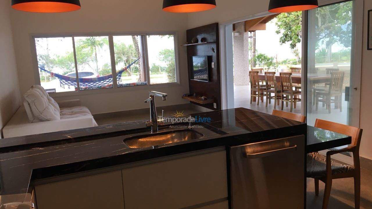 Casa para alquiler de vacaciones em Ubatuba (Lagoinha)