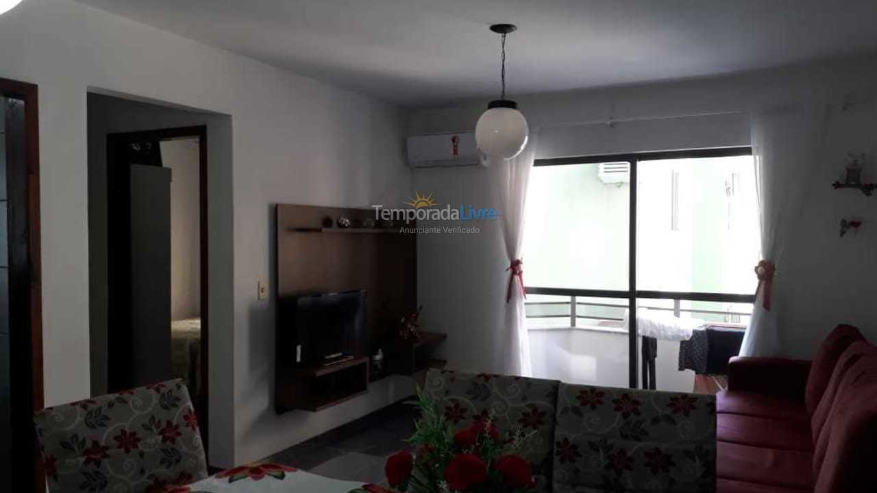 Apartamento para aluguel de temporada em Itapema (Meia Praia)