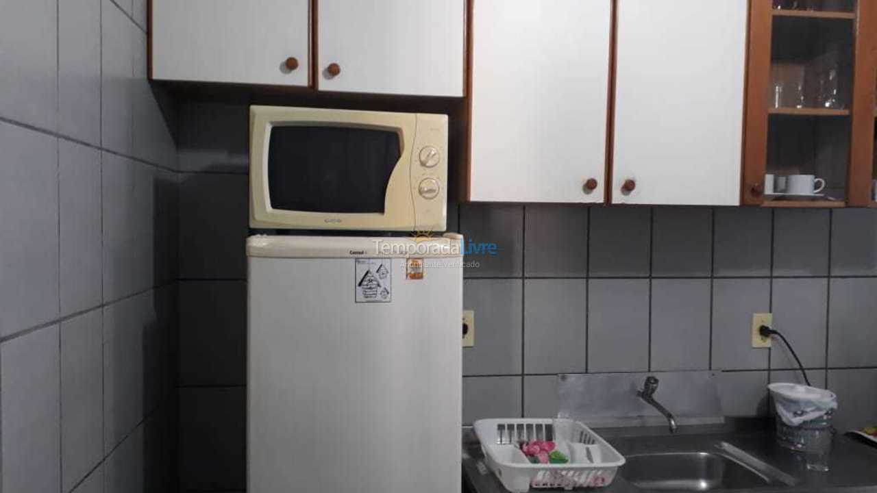 Apartamento para aluguel de temporada em Itapema (Meia Praia)