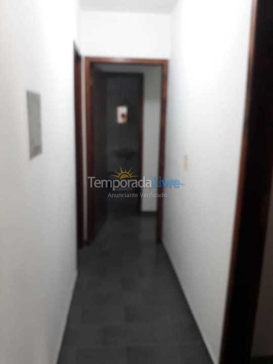 Apartamento para aluguel de temporada em Itapema (Meia Praia)