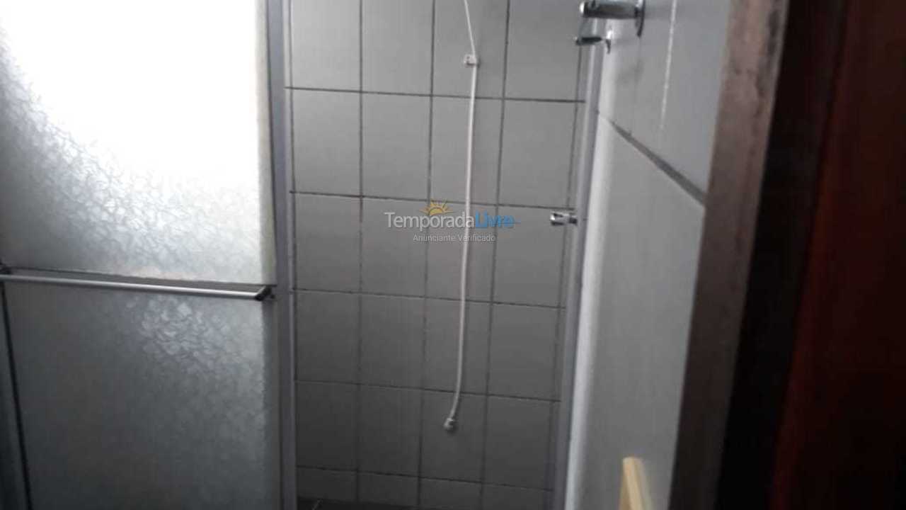 Apartamento para aluguel de temporada em Itapema (Meia Praia)