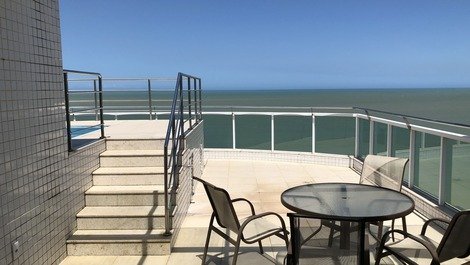 Cobertura Valéria 4 suites frente mar Praia do Morro piscina privativa