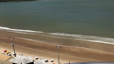 Penthouse Valéria 4 suites frente al mar Praia do Morro piscina privada