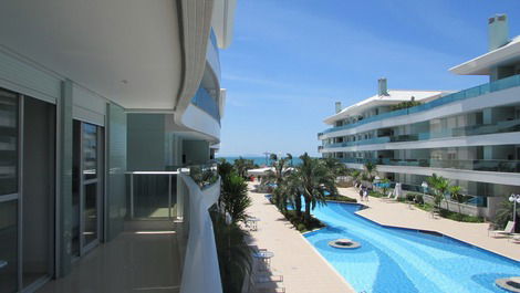 Apartamento frente al mar de alto nivel!