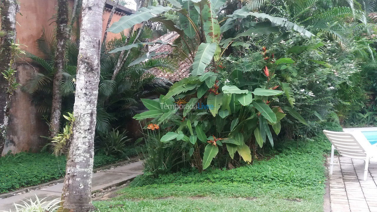Casa para aluguel de temporada em Caraguatatuba (Praia de Tabatinga)