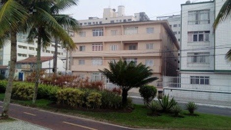Apartamento na Guilhermina (Praia Grande)