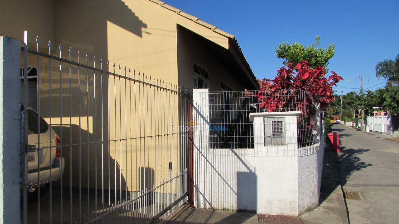 Casa para alquiler de vacaciones em Florianópolis (Ponta das Canas)