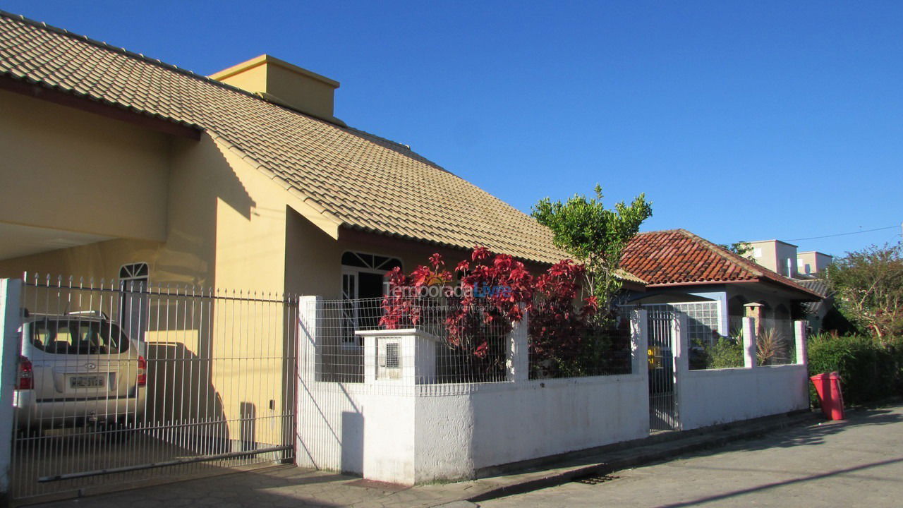 Casa para alquiler de vacaciones em Florianópolis (Ponta das Canas)