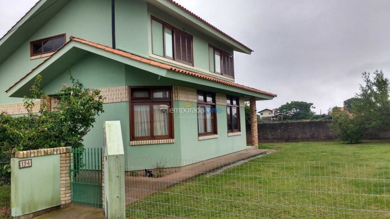 Casa para alquiler de vacaciones em Florianopolis (Campeche)