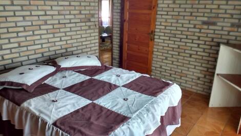 Hermosa casa de 5 dormitorios, 03 baños! Capacidad para 13 personas en camas