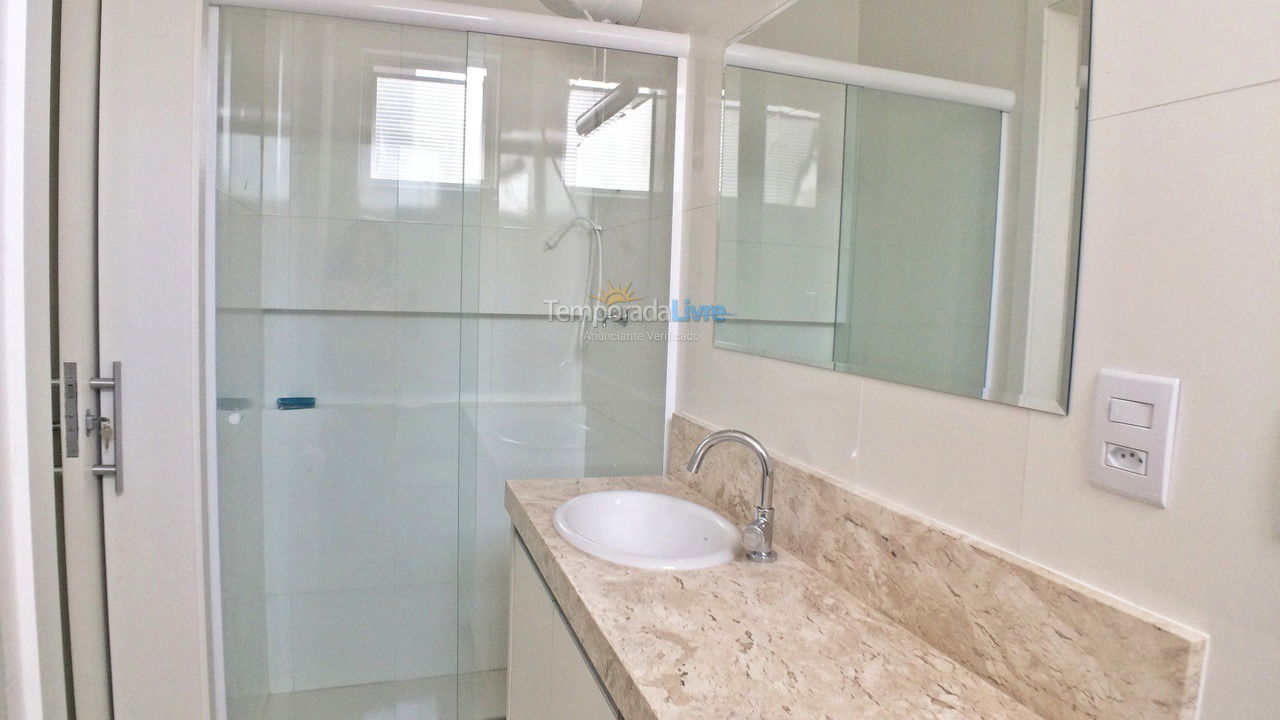 Apartamento para aluguel de temporada em Balneário Camboriú (Praia Central)