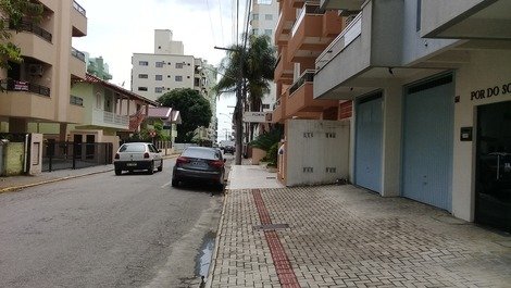 Great apartment in Meia Praia-Itapema-SC