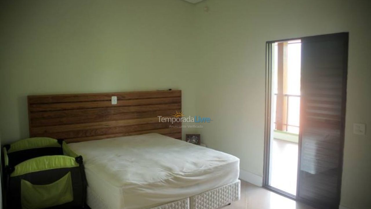 Casa para alquiler de vacaciones em São Sebastião (Camburi)