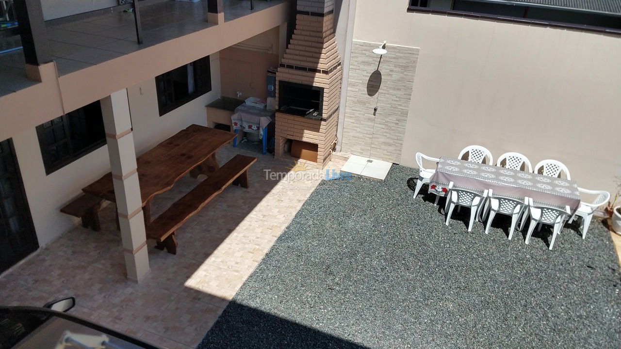 Casa para alquiler de vacaciones em São Francisco do Sul (Enseada)