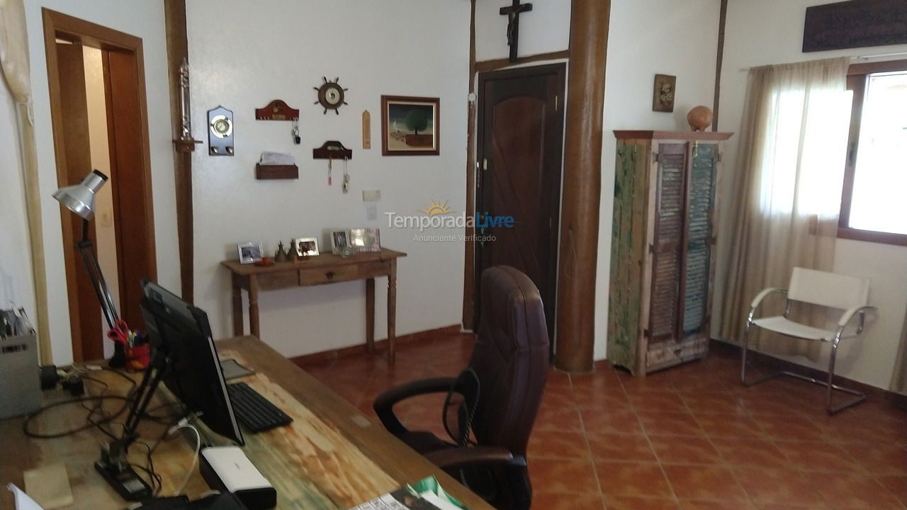 Casa para aluguel de temporada em São Sebastião (Guaecá)