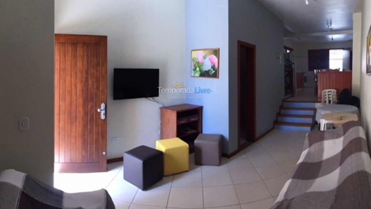 House for vacation rental in Garopaba (Morrinhos)