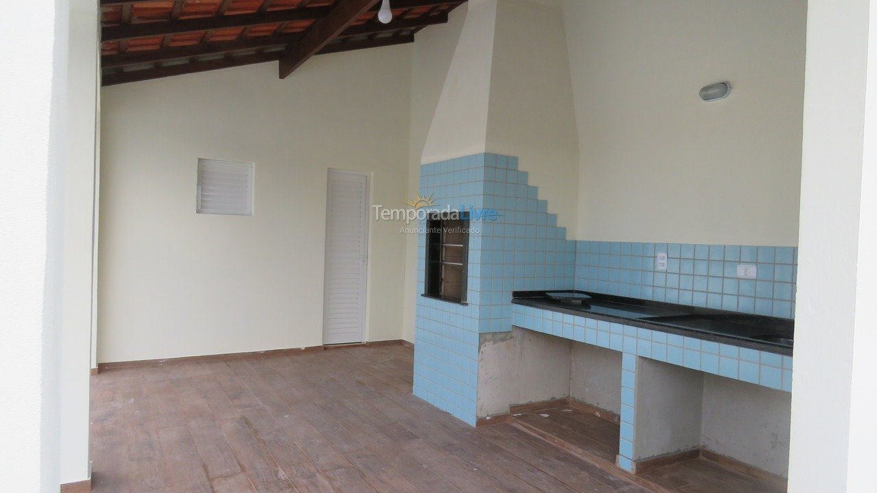Casa para aluguel de temporada em Itapoá (Balneário Uirapuru)